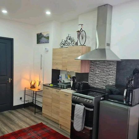 Charming 1-Bed Apartment In Peebles Zewnętrze zdjęcie